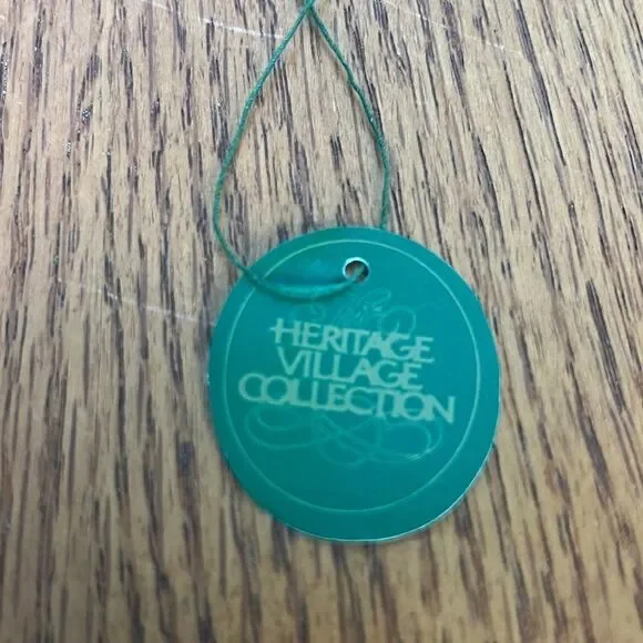 Dept 56 Heritage Village Collection Rest Ye Merry Gentleman #5540-9 Original Box - Picture 5 of 5